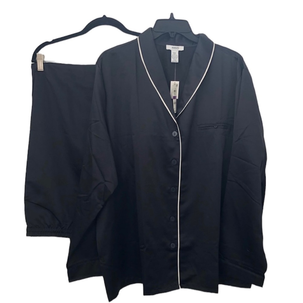 NWT Alfani Classic Black Pajamas Set Long-sleeved Button-up and Pants Size XXL